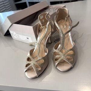 Anthropologie Bhldn bridal sandal heels in ivory and gold size 38